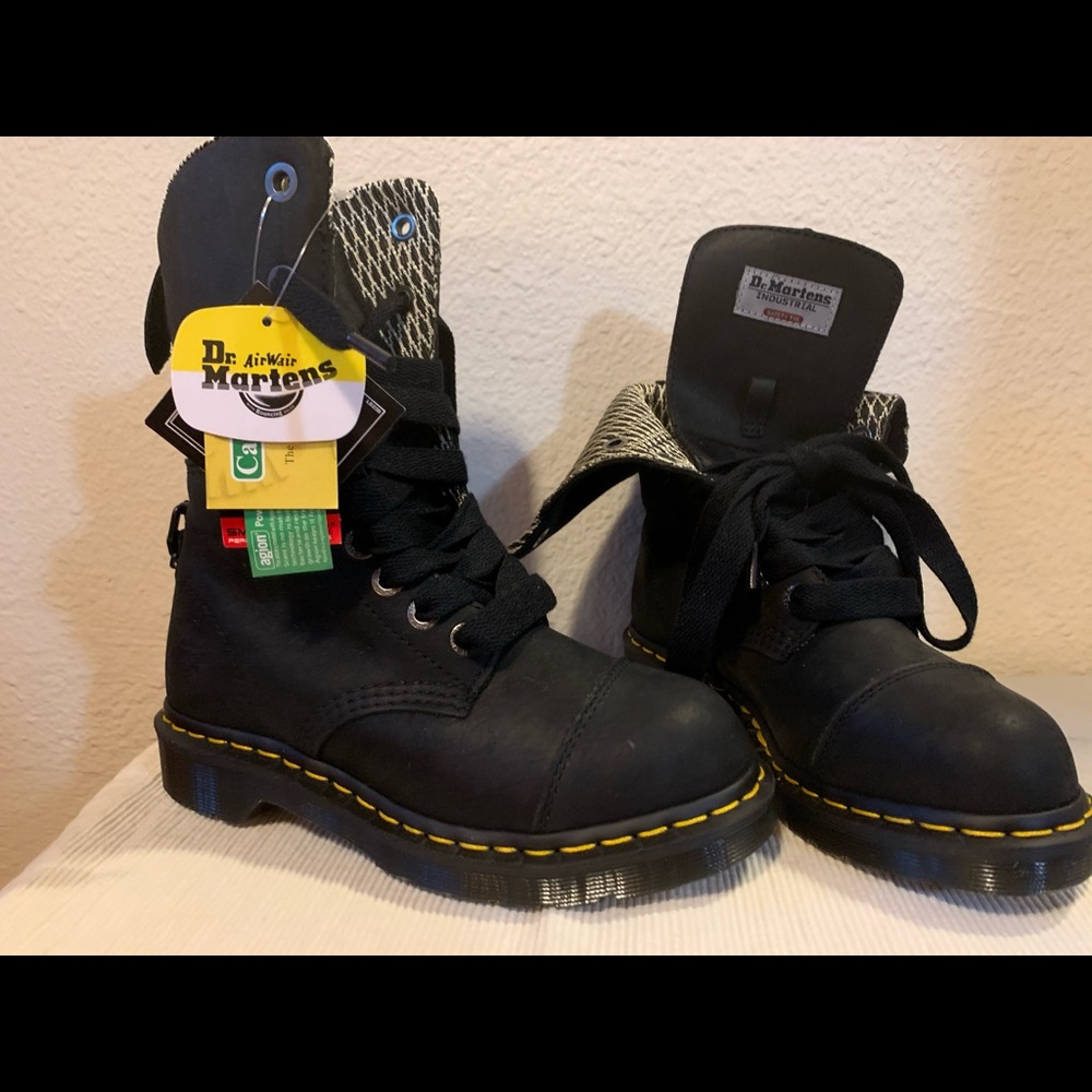 Dr. Marten Leah safety steel toe